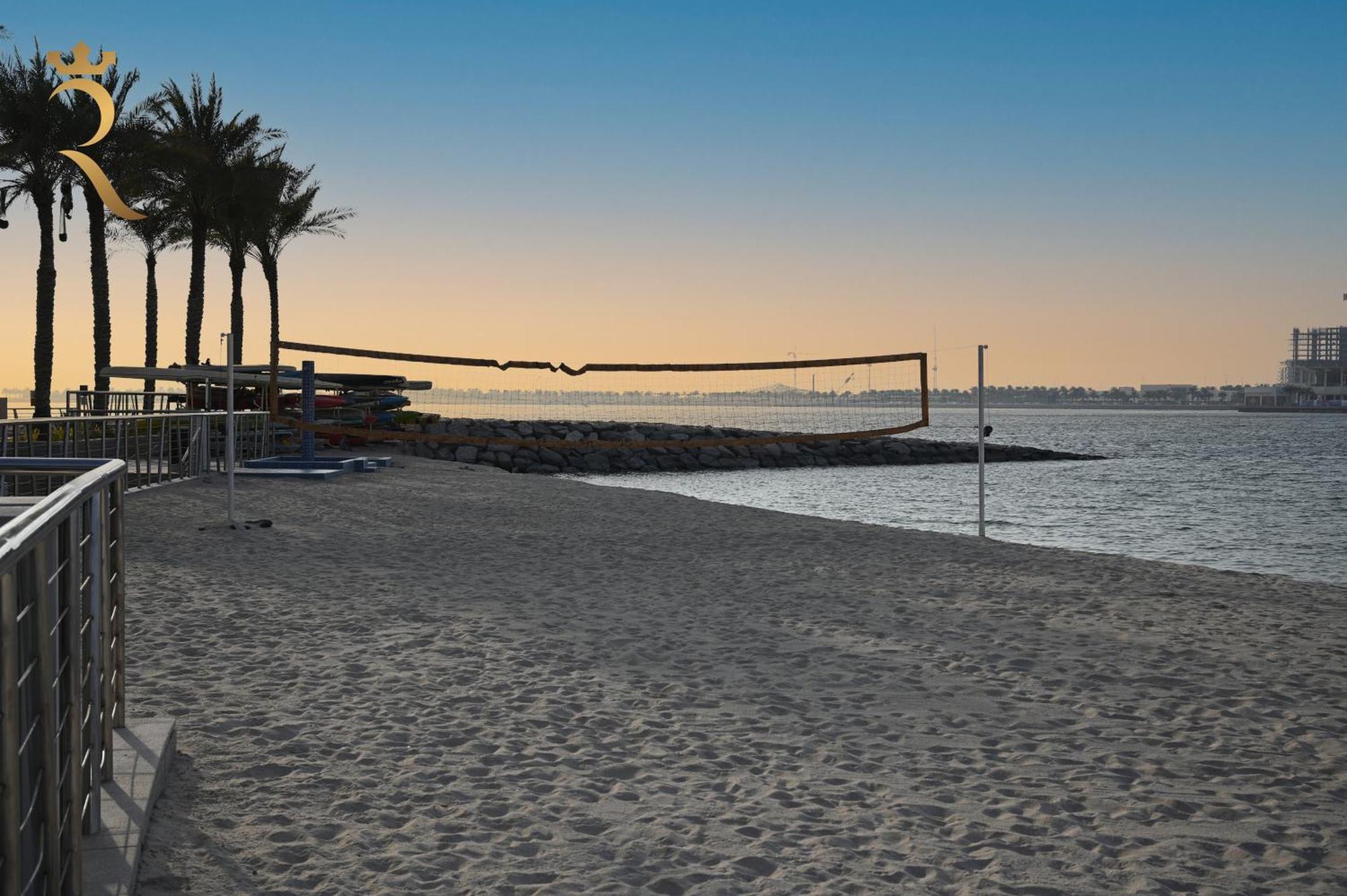 Al Raha Glamour 3br With Access Apartment