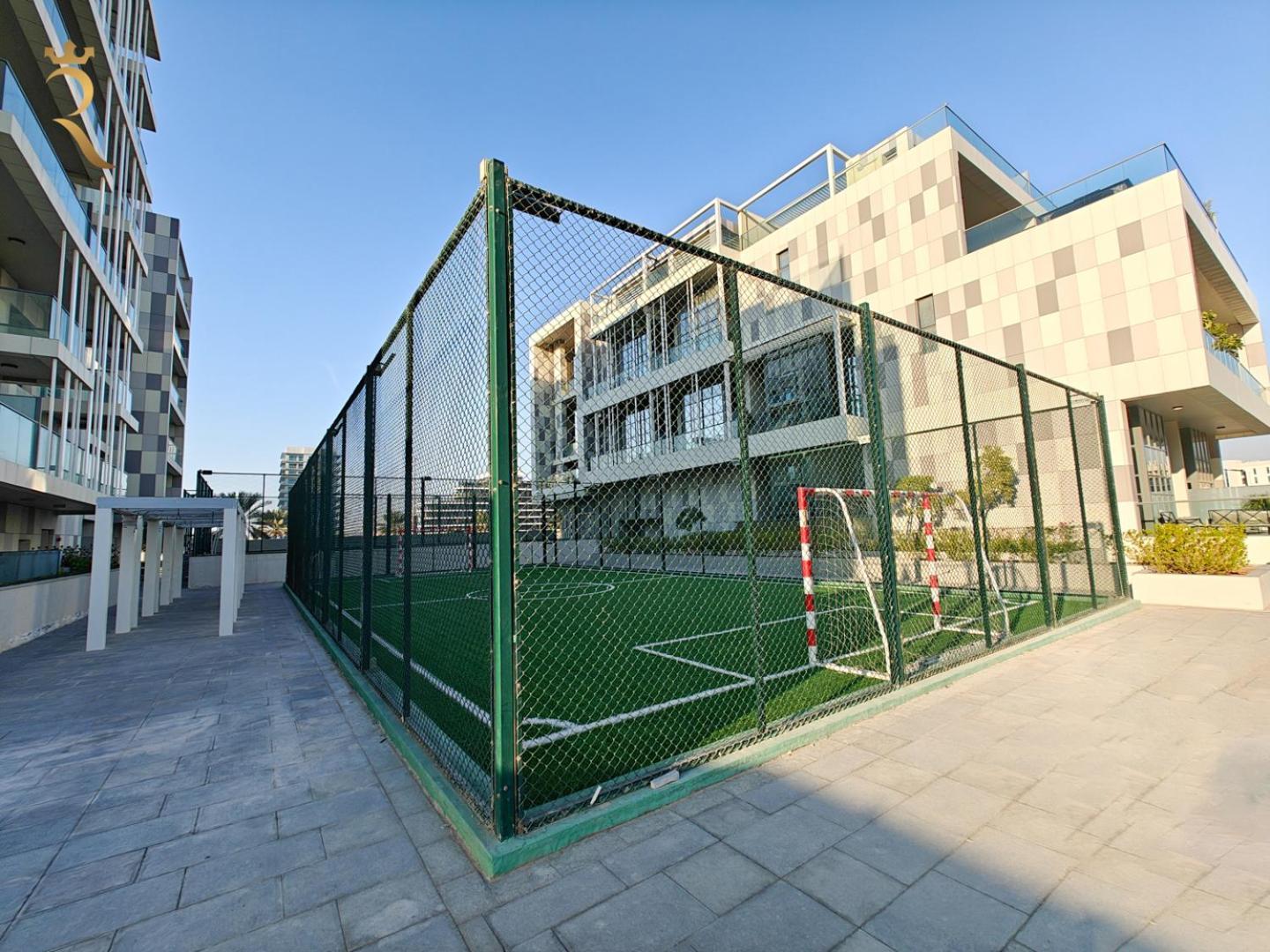 Al Raha Glamour 3br With Access Apartment *