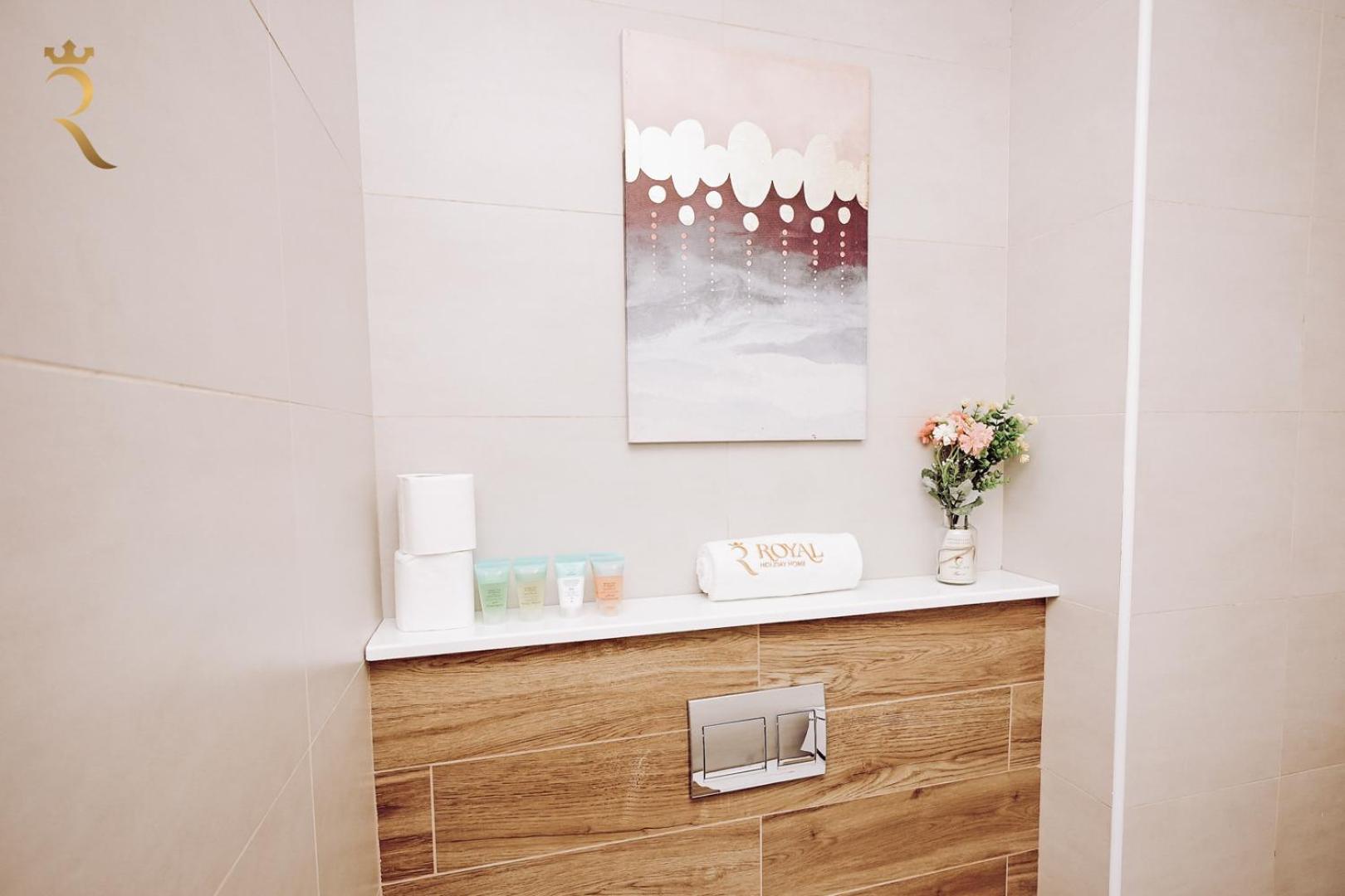 Al Raha Glamour 3br With Access *
